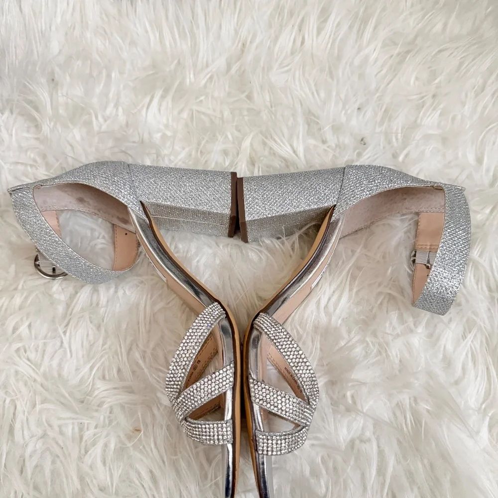 Silver rhinestones heels sandals - Picture 6 of 7